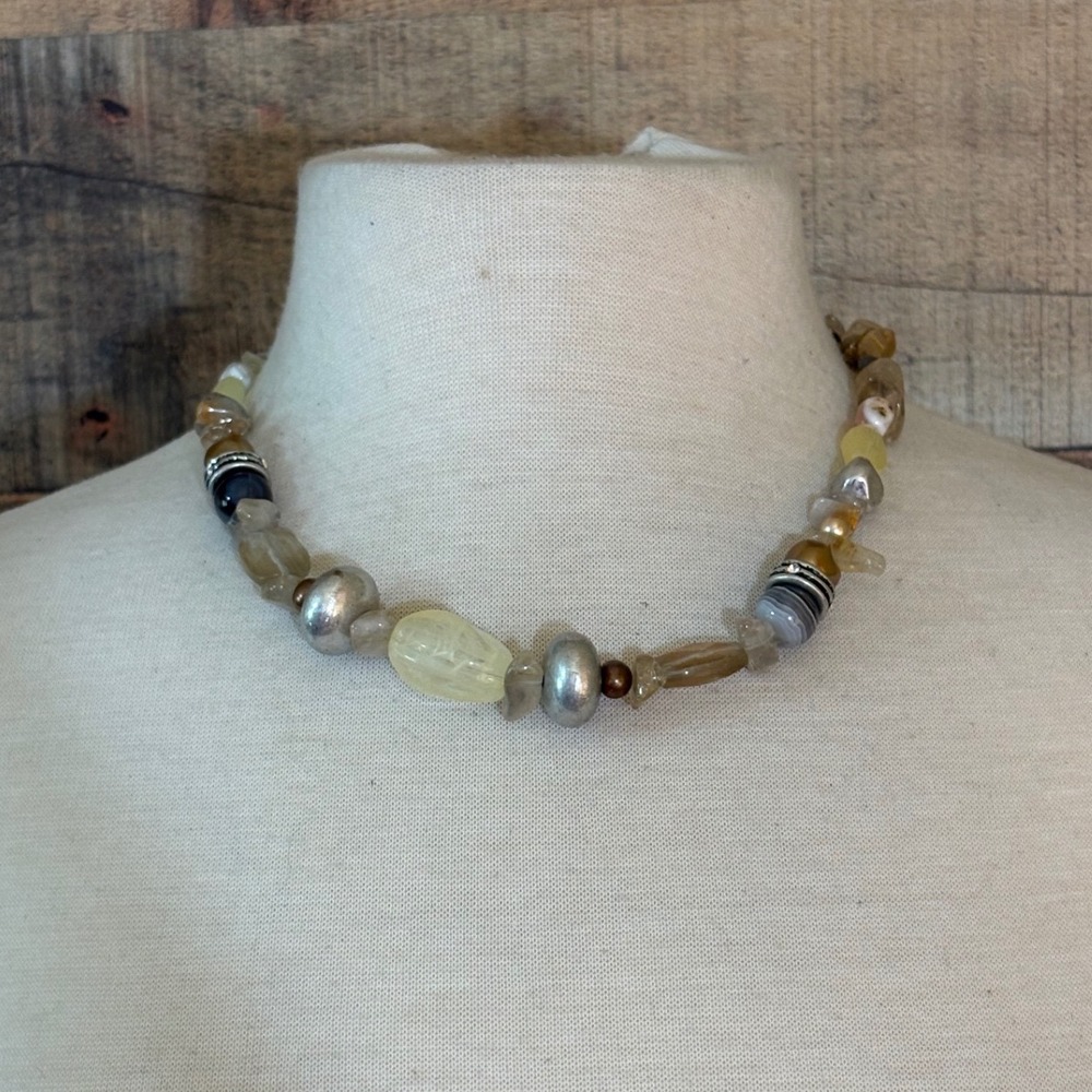 Coldwater Creek Beaded Necklace Mixed Stone Silver Tone Heart Charm J261